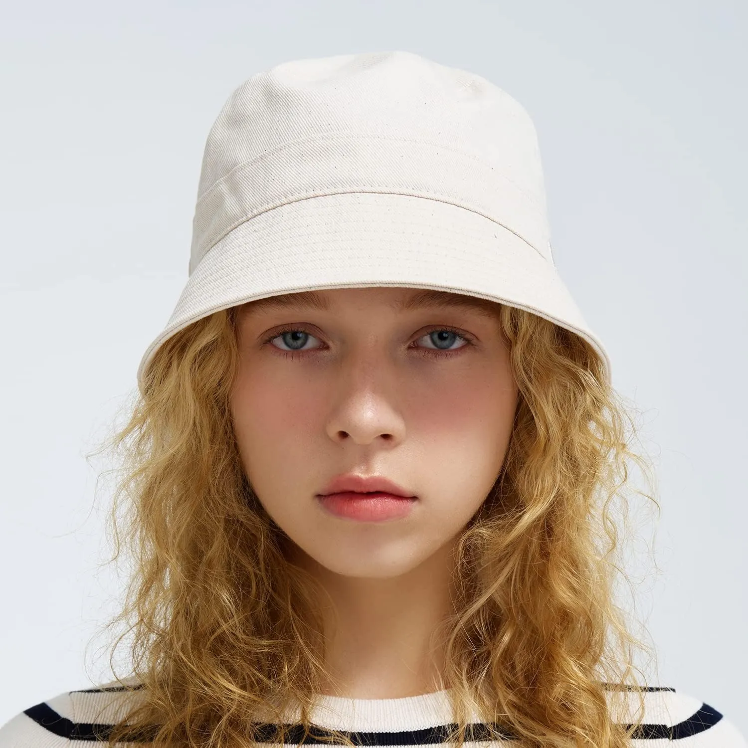 Daily Short Brim Bucket Hat