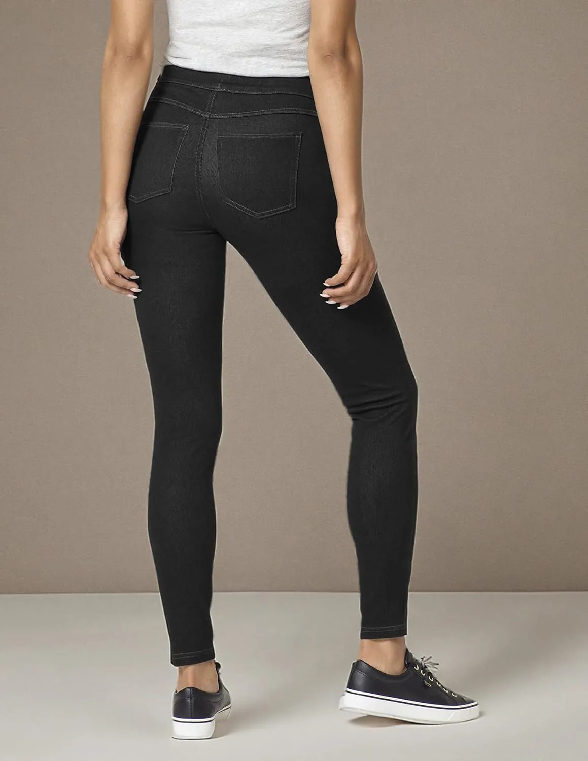 HUE Women's Essential Denim Leggings with Pockets Curvy Fit Pull On Pants, Available in Plus Size