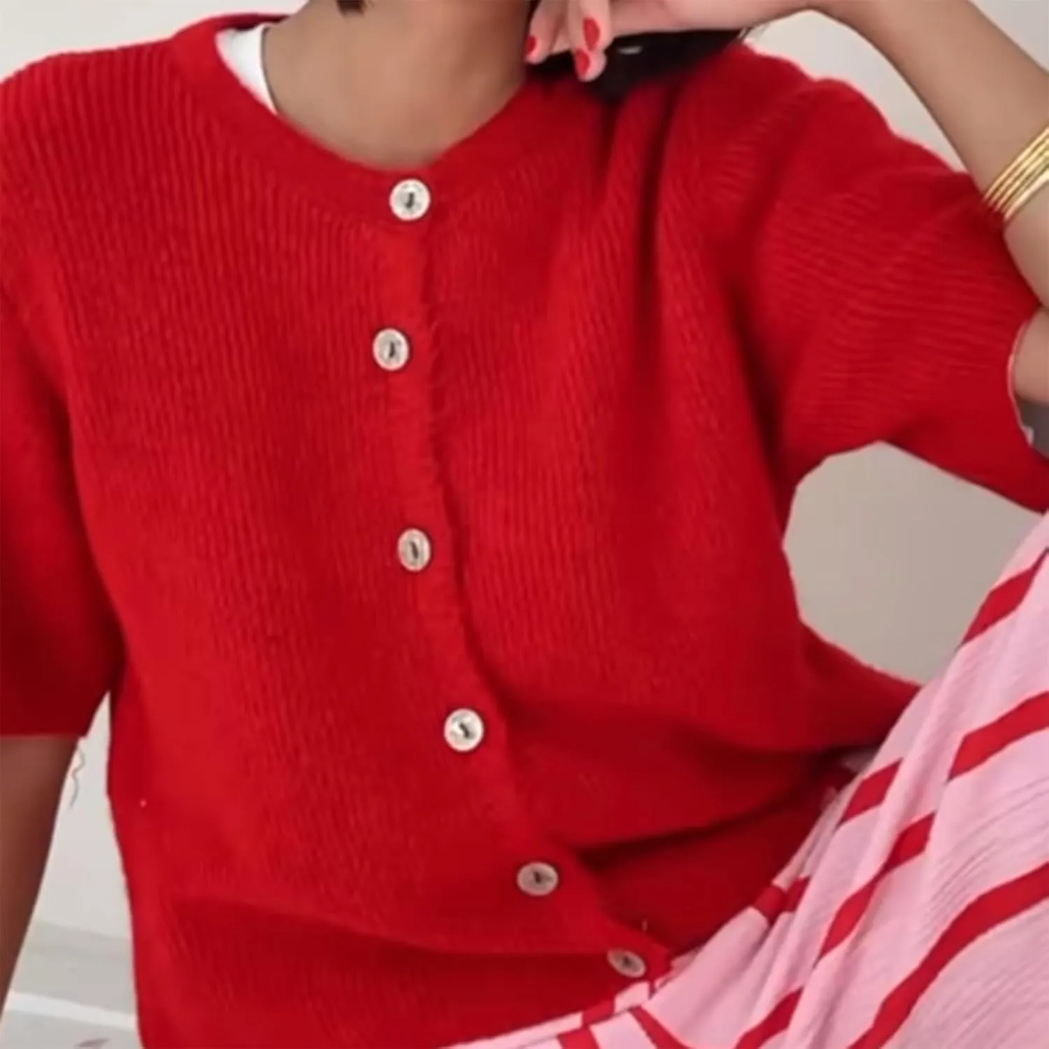 Womens Button Up Short Sleeve Cardigans Sweater Cropped Lightweight Round Neck Elegant Knit Tops with Pockets