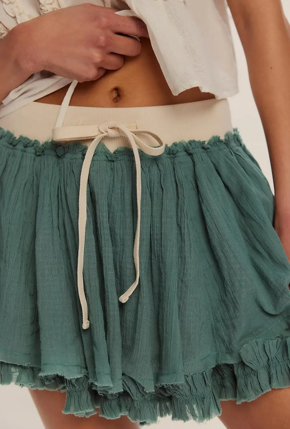 Women’s Summer Casual Mini Skirt Cute Drawstring Ruffle Tiered Skirts Flowy Vintage Layered High Waist Beach Skirt